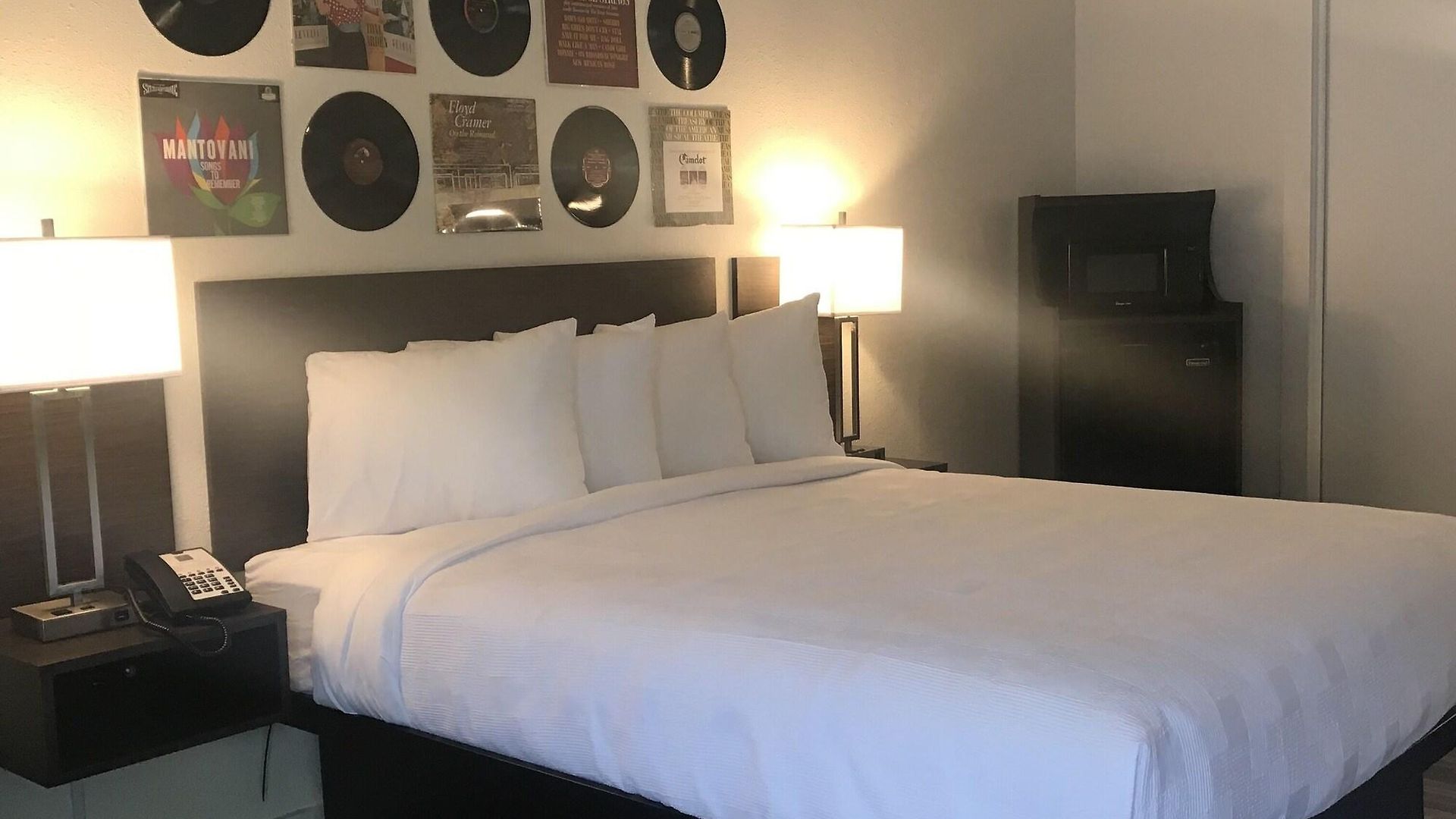 Hillside Crossing 3*