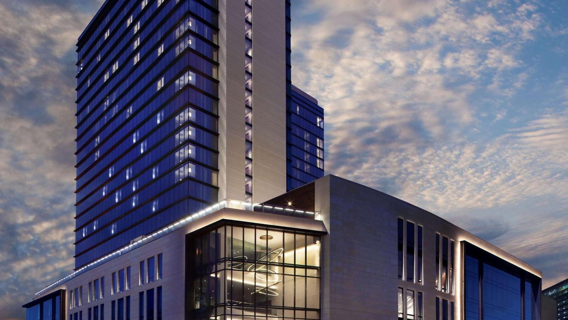 Grand Hyatt Hotel 5*