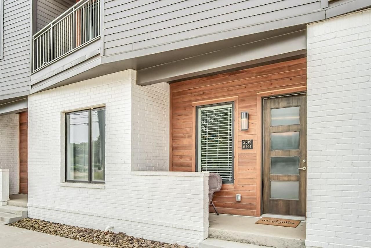 1st Floor No Steps - 2 Miles To Downtown *