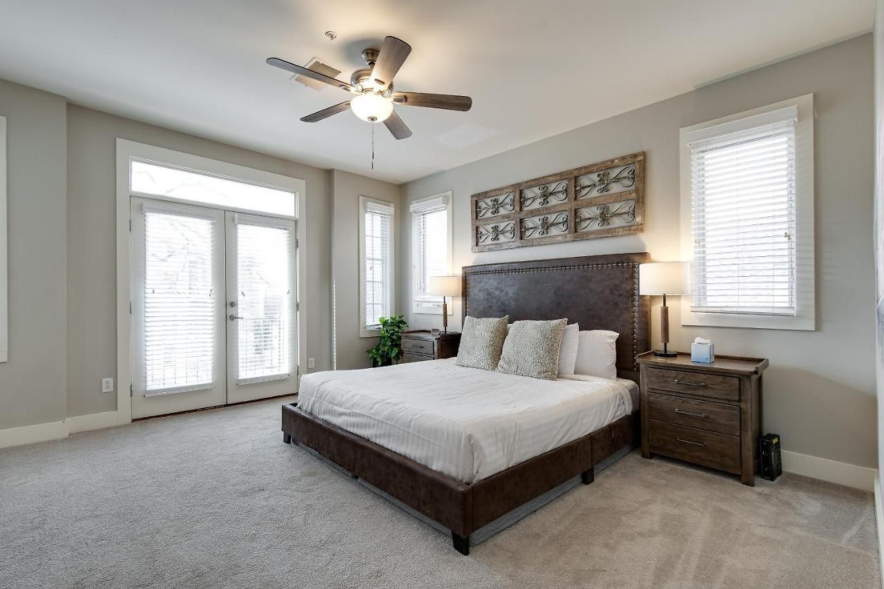 2-bedroom Unit With Free Parking & 2 King Beds Apartment *