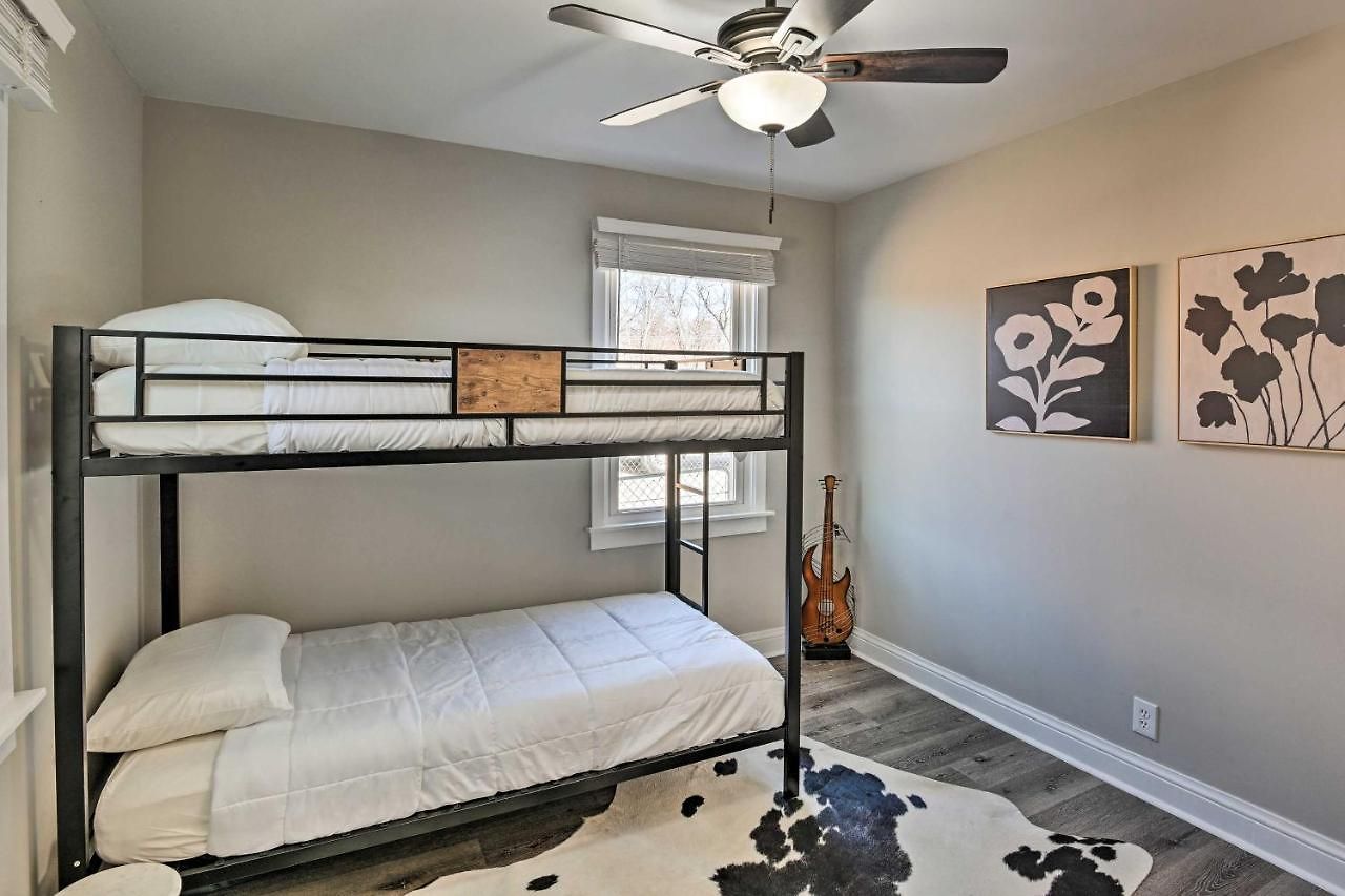 Holiday home ~ 7 Mi To Downtown! *