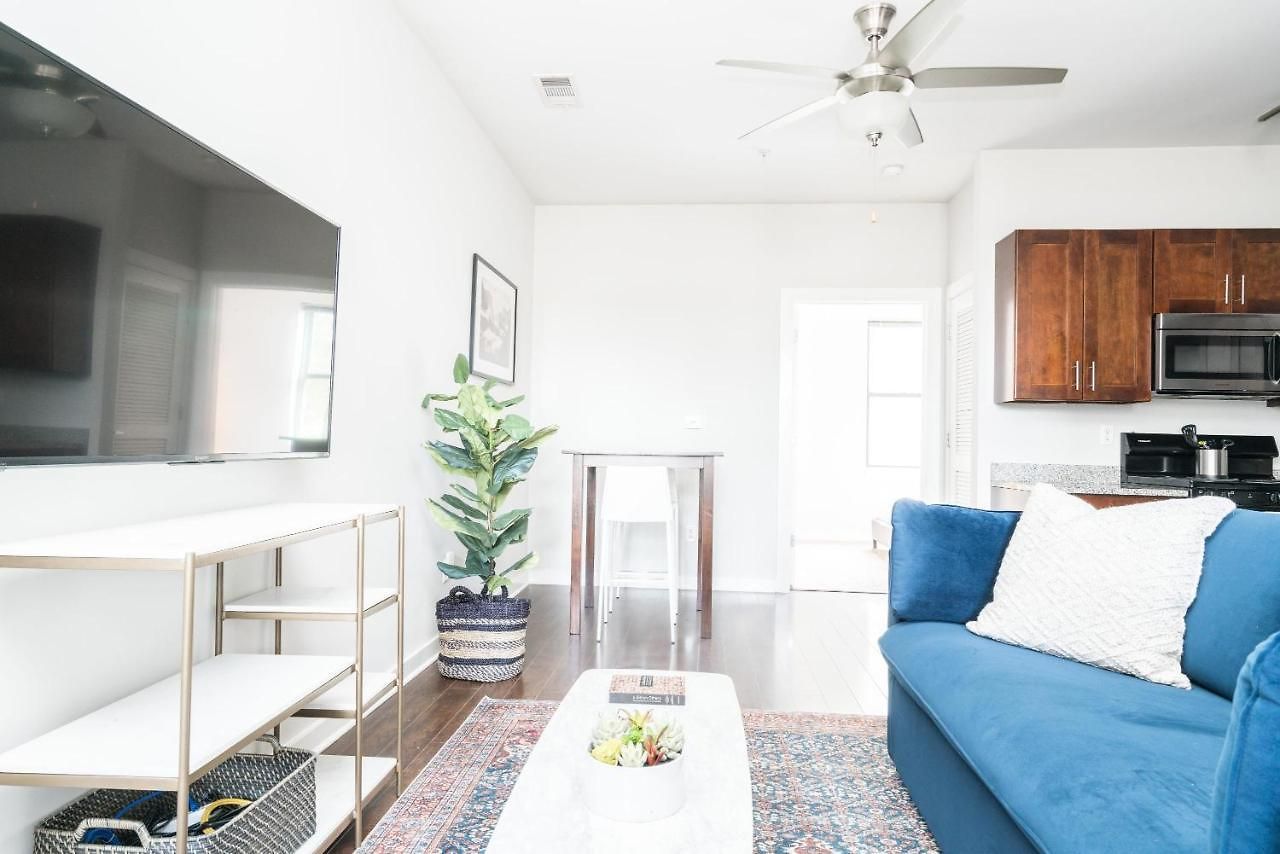 Apartment Cozysuites Musicrow Elegant 1br In Nashville! 06