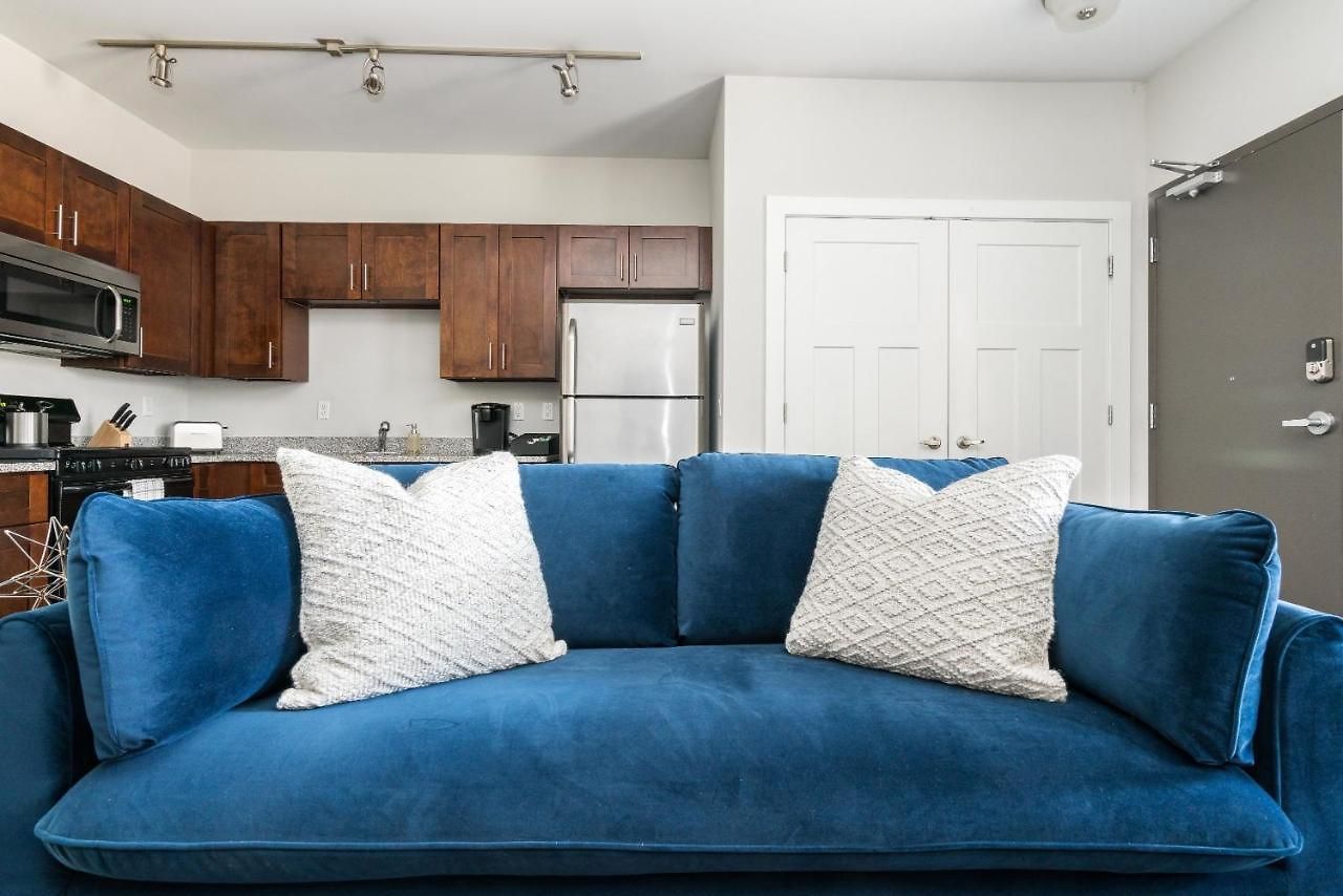 Apartment Cozysuites Musicrow Elegant 1br In Nashville! 06