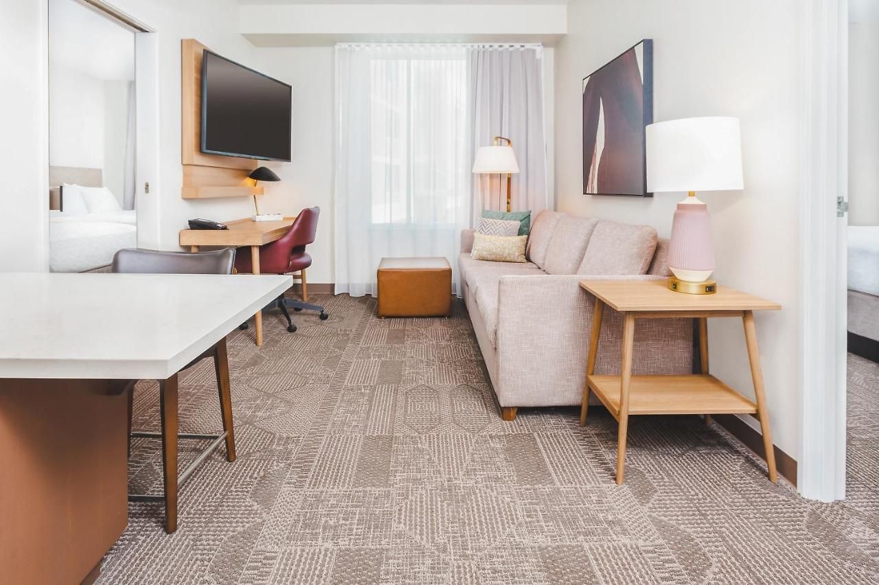 Staybridge - Vanderbilt Area By Ihg Hotel 3*