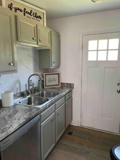 Holiday home Look No Further! Nashville