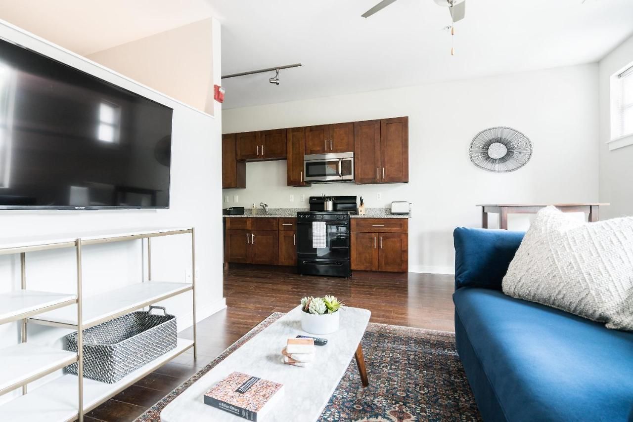 Apartment Cozysuites Music Row Astonishing Sdo Nashville! 37