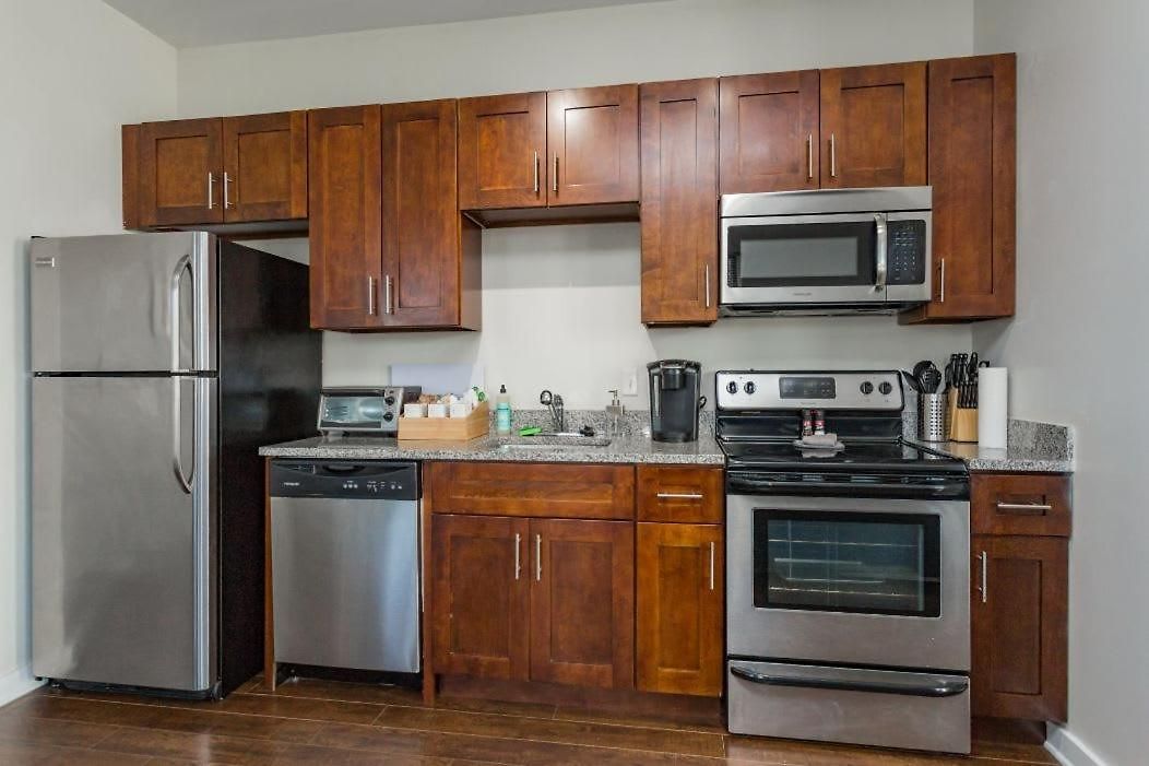 Cozysuites Music Row Spacious 2br In Nashville! 25 *