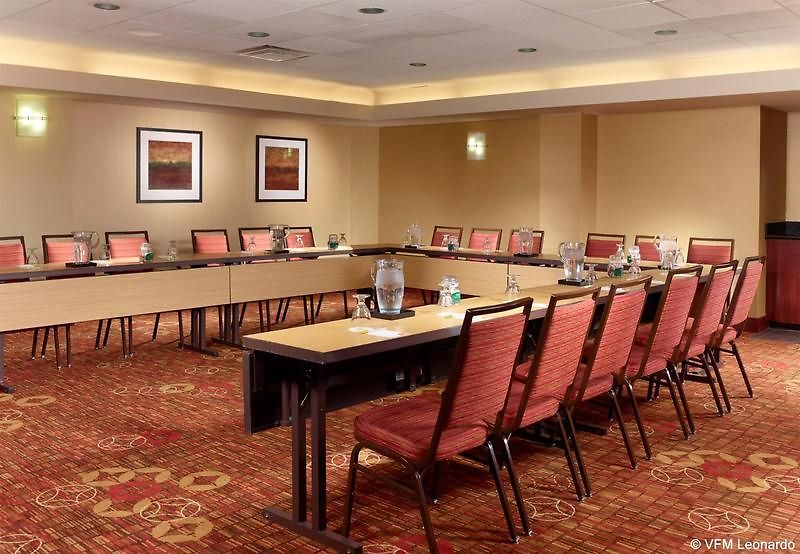 Courtyard By Marriott Downtown Hotel Nashville