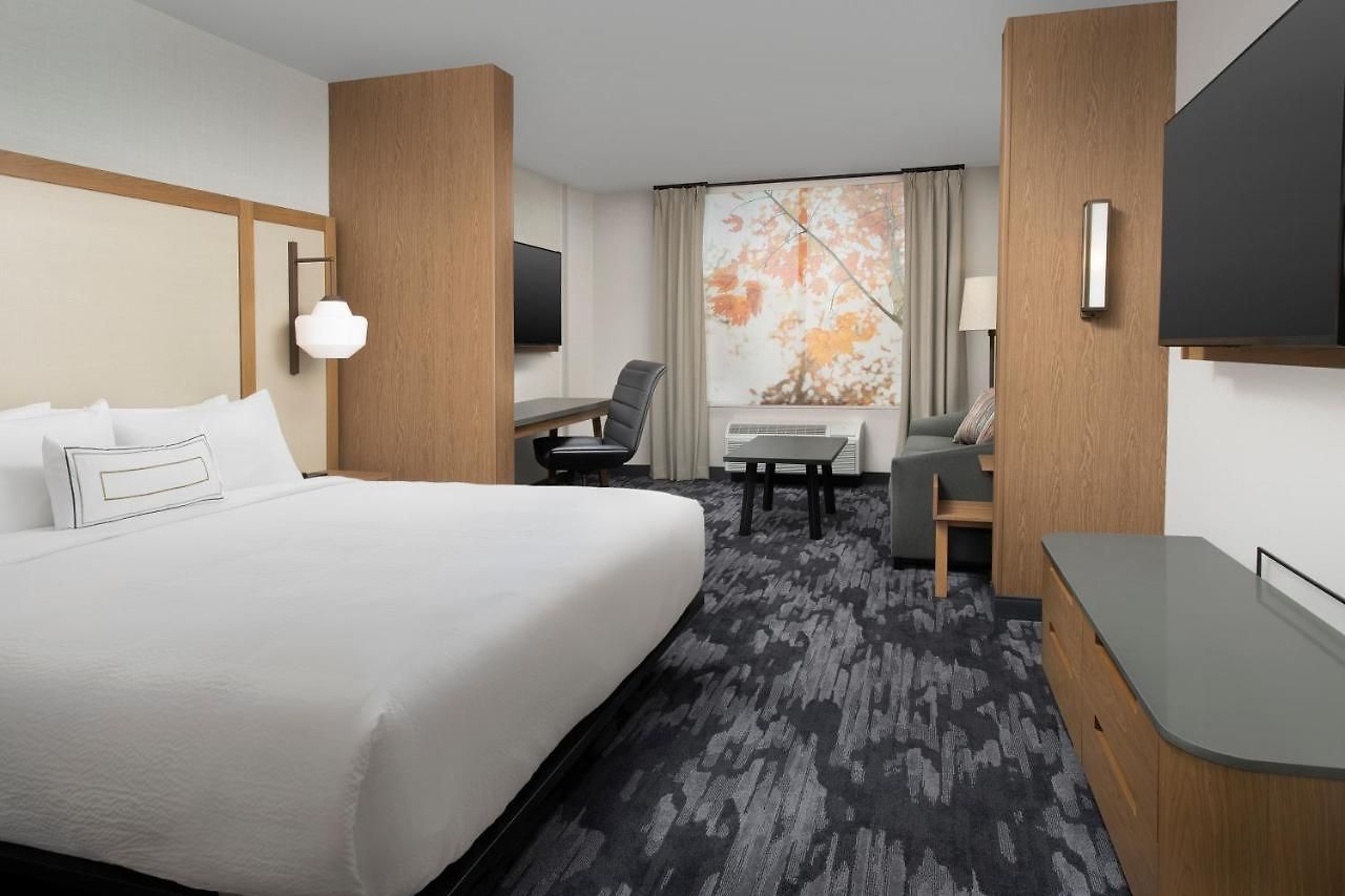 Hotel Fairfield & Near Vanderbilt Nashville