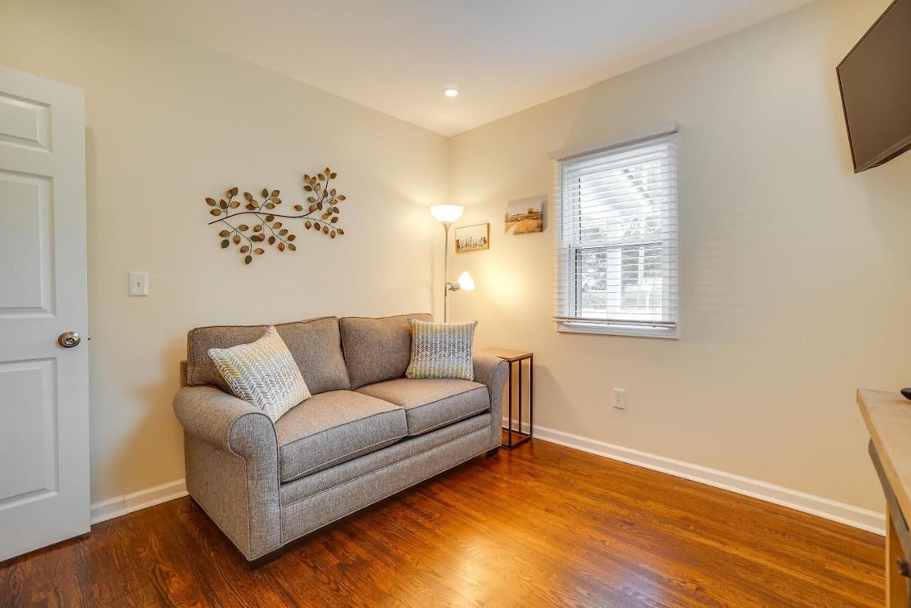 Quiet Old Hickory W/ Deck Holiday home *