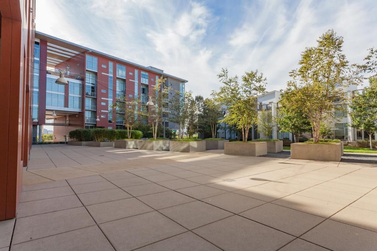 Luxe Two Bedroom Penthouse With Skyline Views, Internet, Gym * Nashville