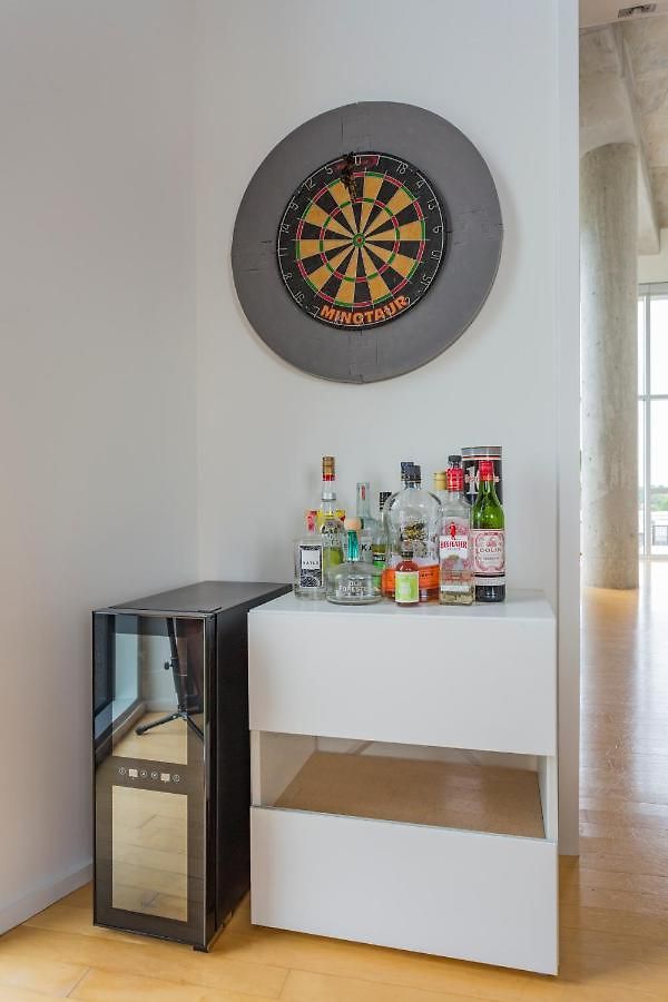 Luxe Two Bedroom Penthouse With Skyline Views, Internet, Gym