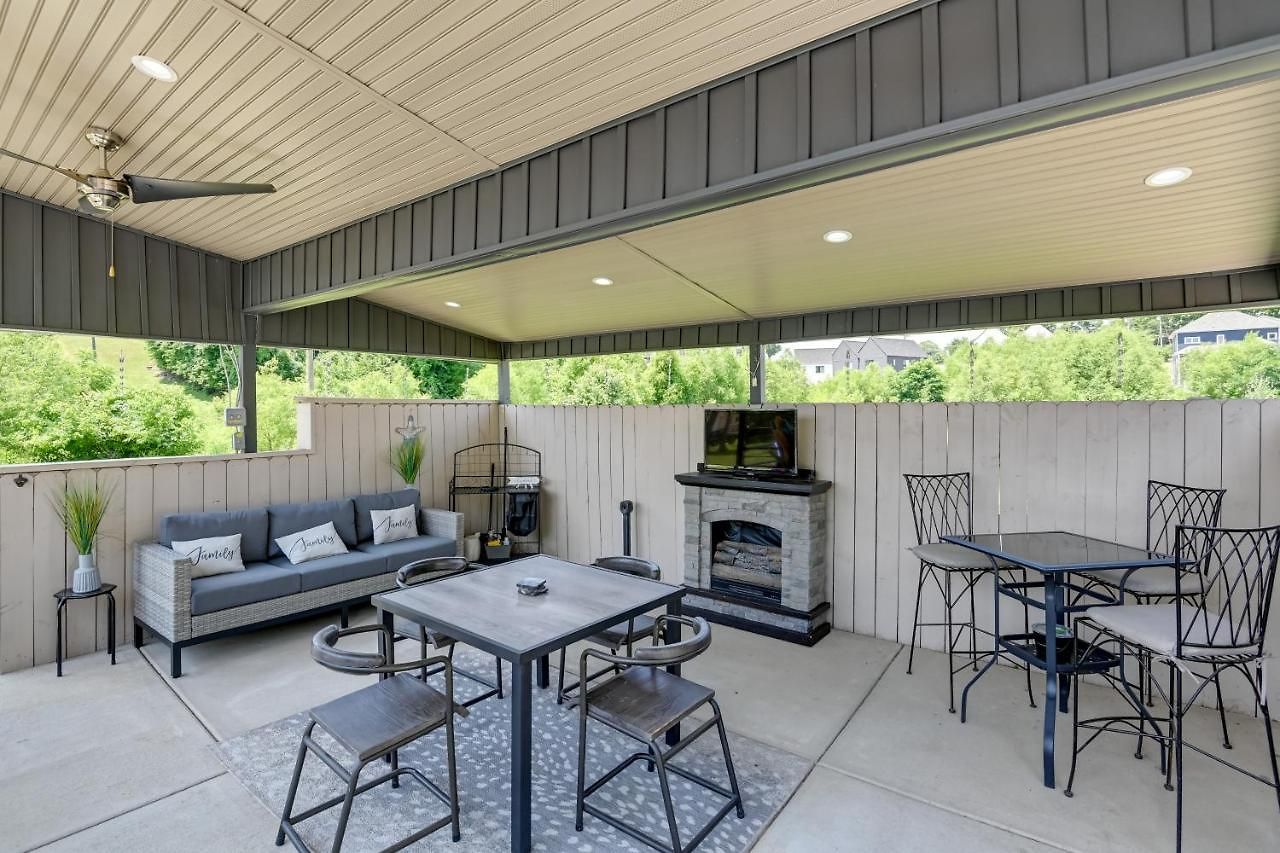 Holiday home W/ Seasonal Pool < 5 Mi To Dtwn! *