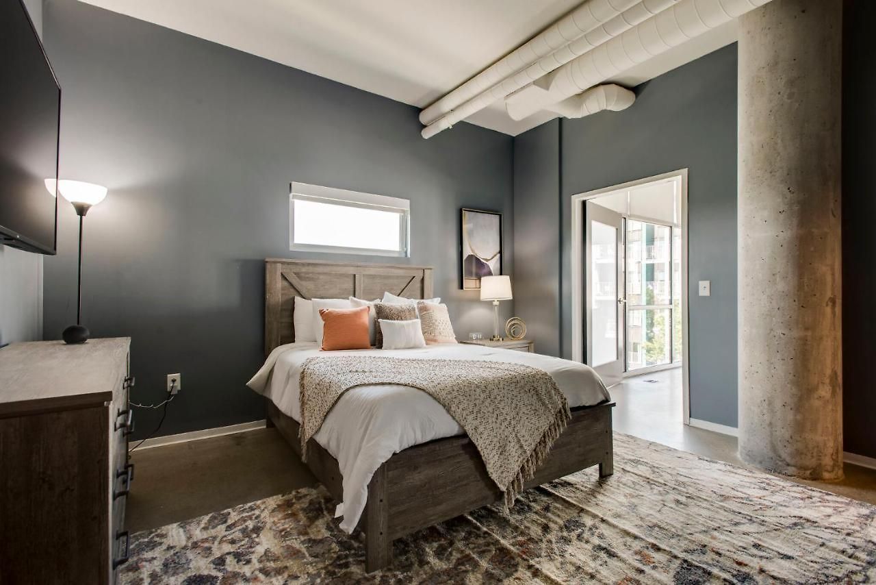 Holiday home Sleek And Spacious In East! Nashville