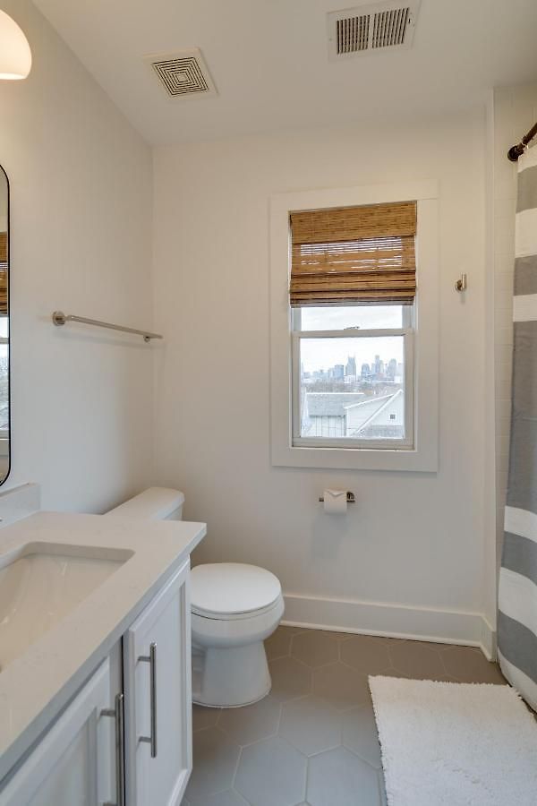 Holiday home Skyline Views From Shelby With Wifi, Fully Furnished, Pet Friendly & In Unit Laundry Nashville