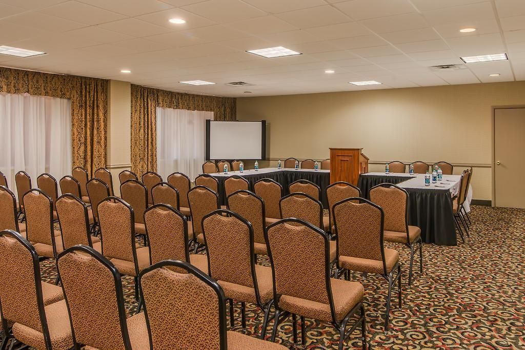 Hotel Comfort & Downtown - Stadium 4*