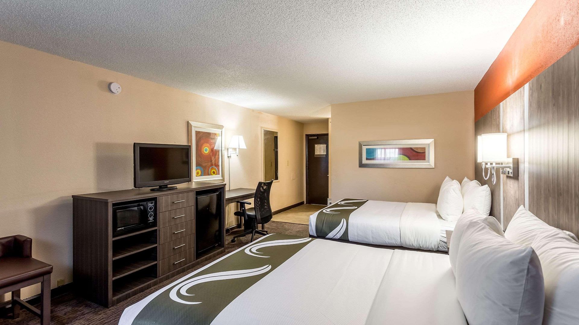 Comfort & Downtown - Stadium 4*