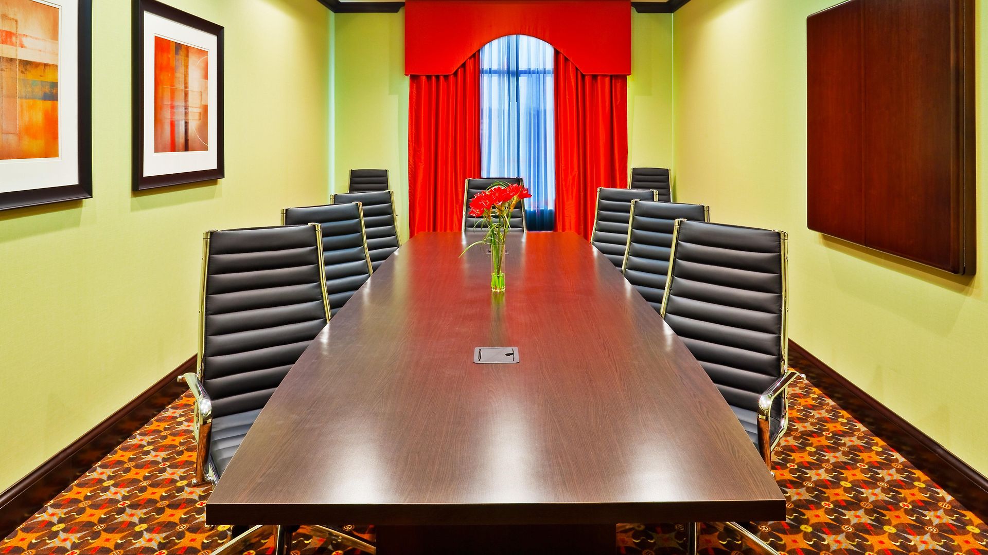 Hotel Express Nashville-opryland By Ihg