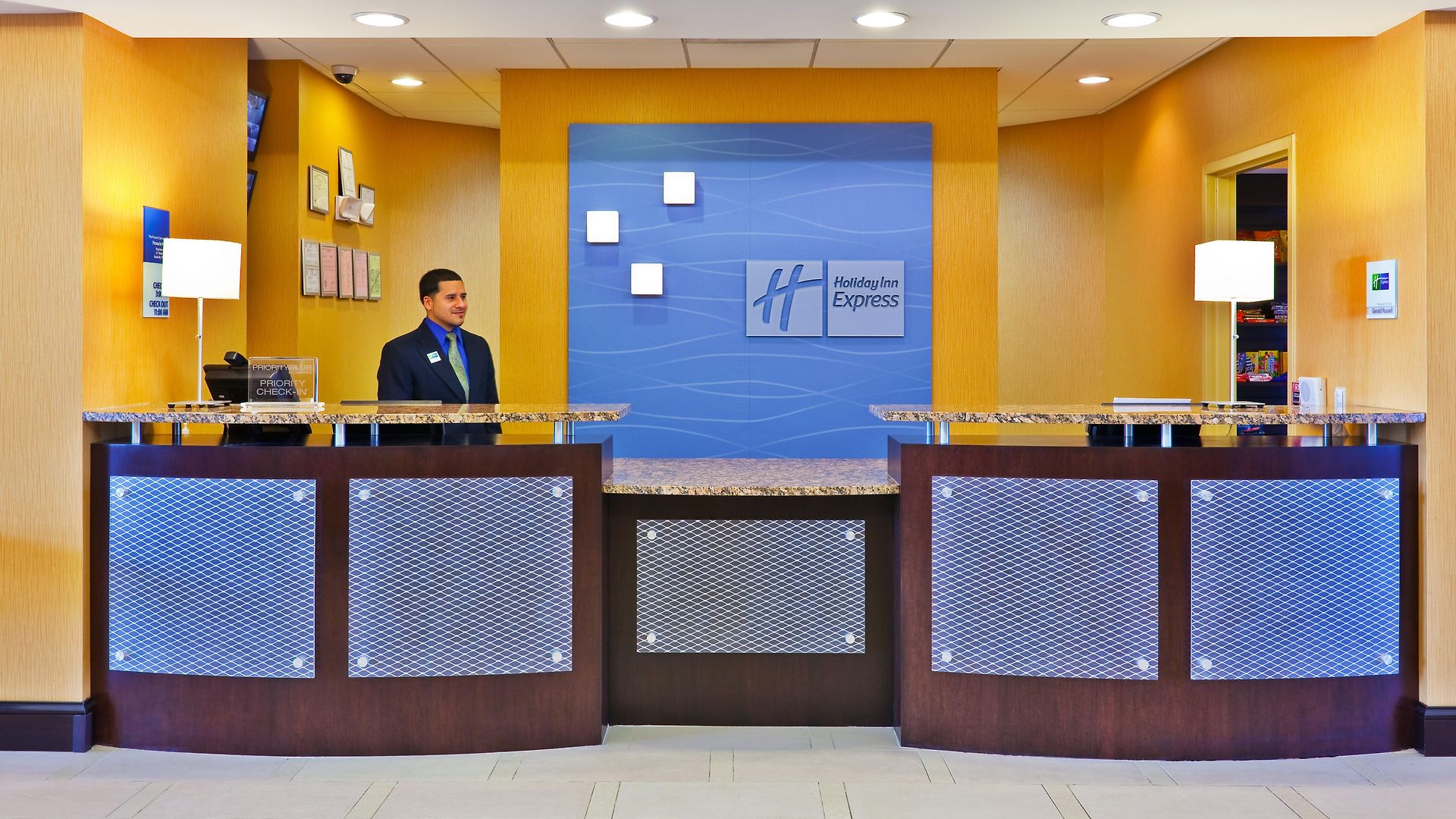 Hotel Express Nashville-opryland By Ihg Nashville