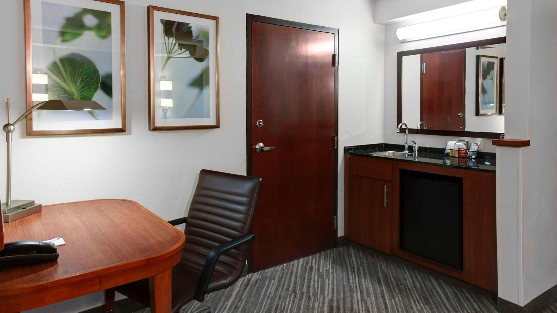 Hyatt Place Opryland Hotel