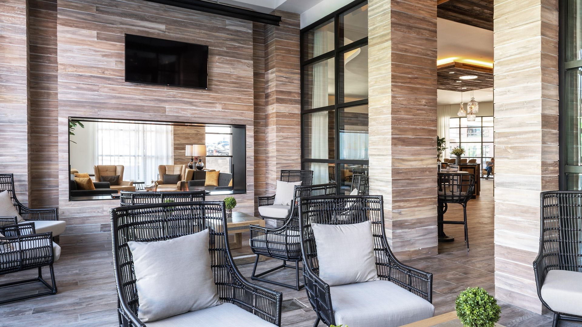 & Downtown - Broadway By Ihg Nashville