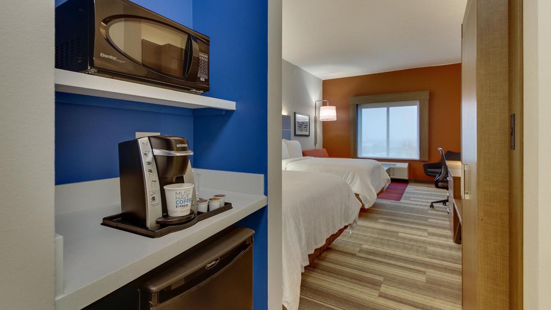 Express & - Metrocenter Downtown By Ihg Nashville