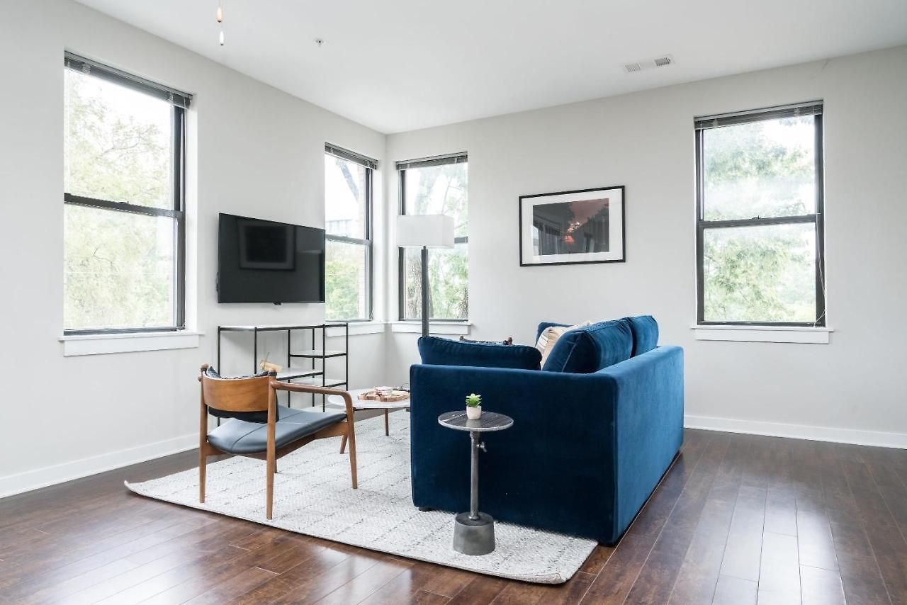 Cozysuites Music Row Stunning 2br In Nashville! 50 Nashville