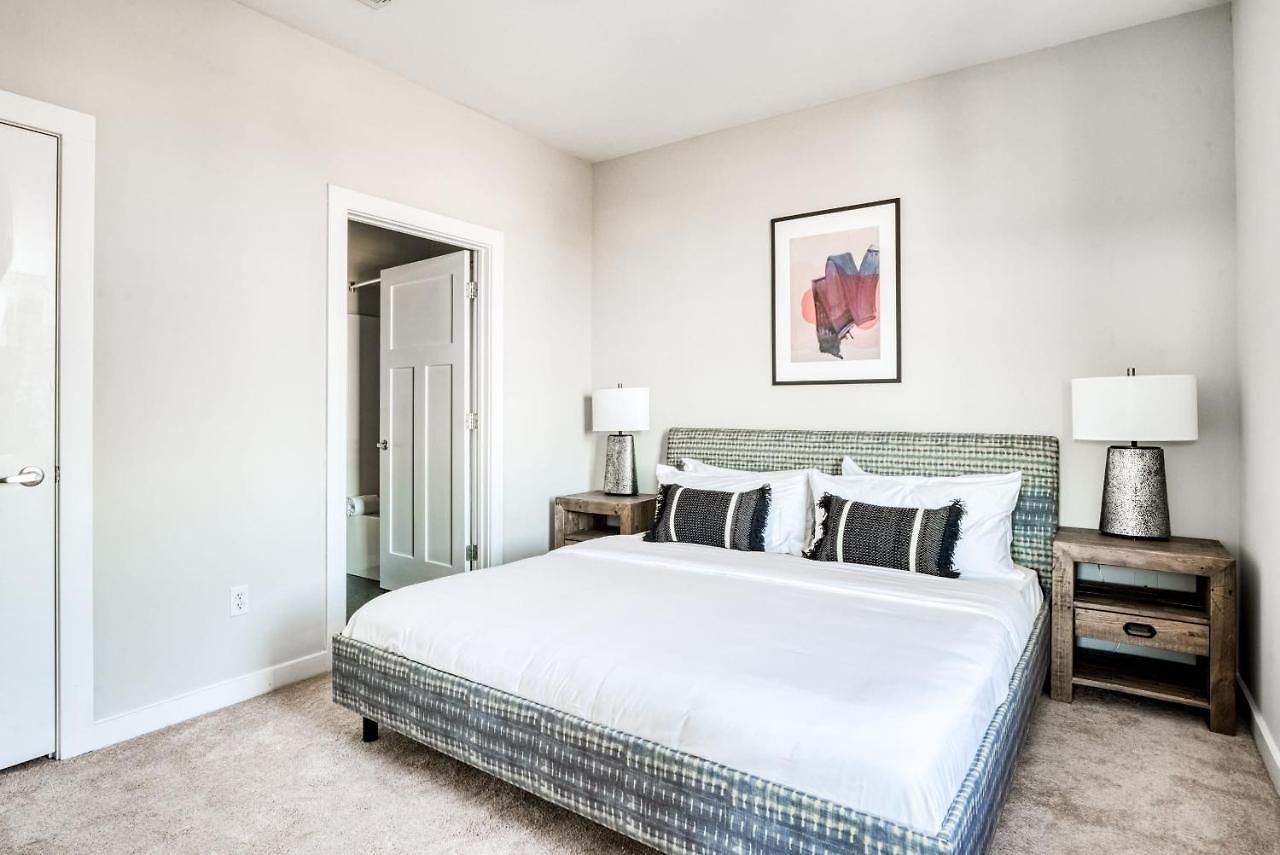 Cozysuites Music Row Spacious 2br In Nashville! 01 Apartment *