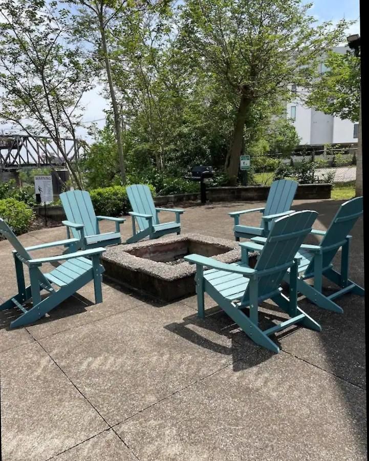 Aparthotel New Listing! Gorgeous Downtown Walk To On The River #3