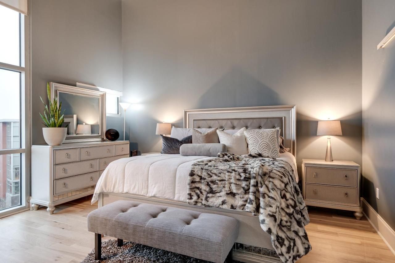 Lux Living In 6th Floor Located In East Minutes To Downtown Holiday home