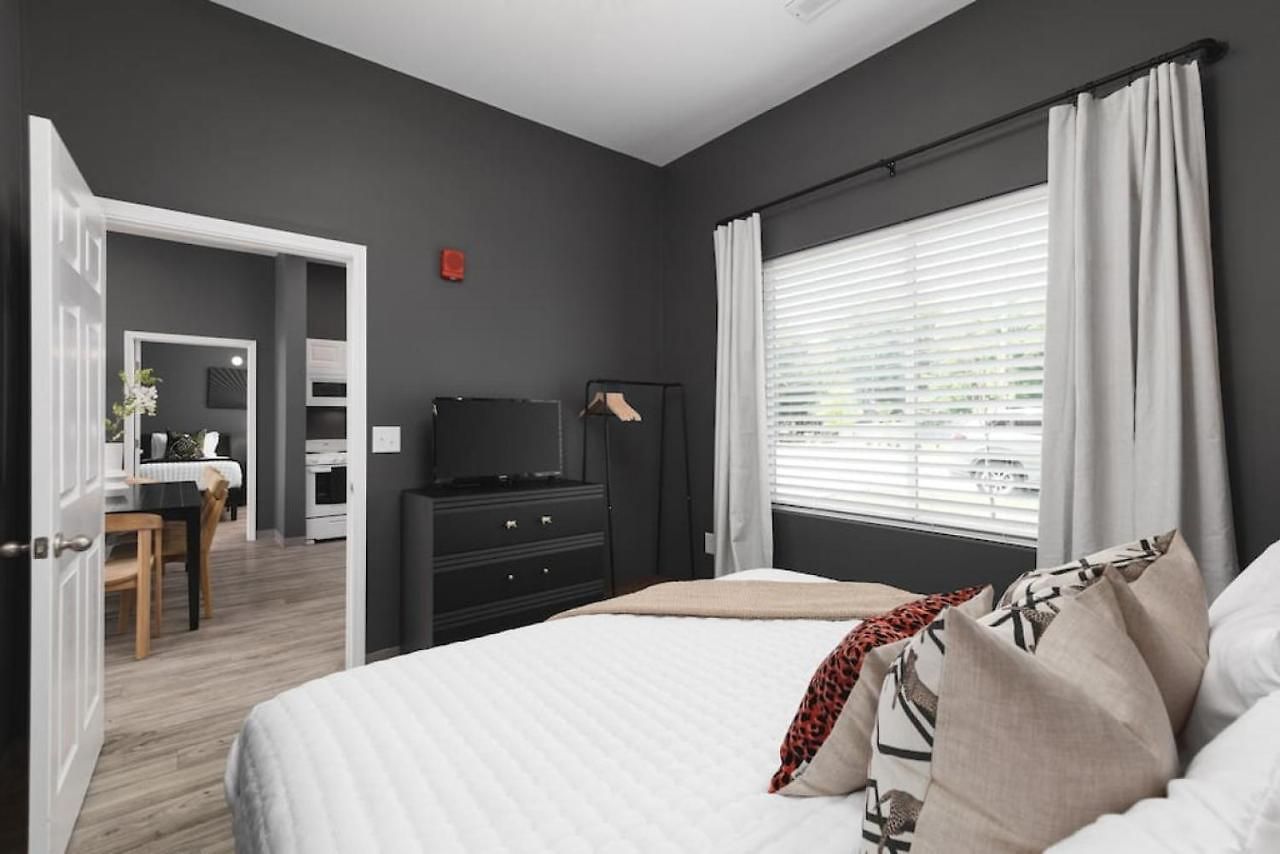 Apartment Chic East Nash - Walk To Restaurants Bars And Music Nashville