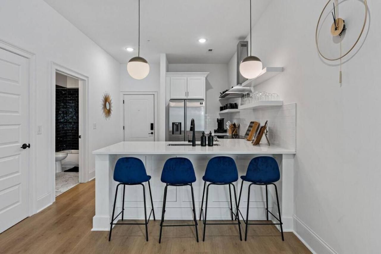 Apartment Trendy East Near Coffee Shops & Downtown Nashville