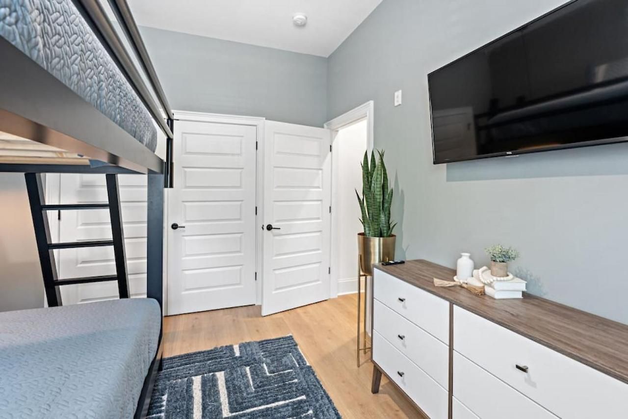 Apartment Chic East With Free Parking 3 Mi To Broadway Nashville