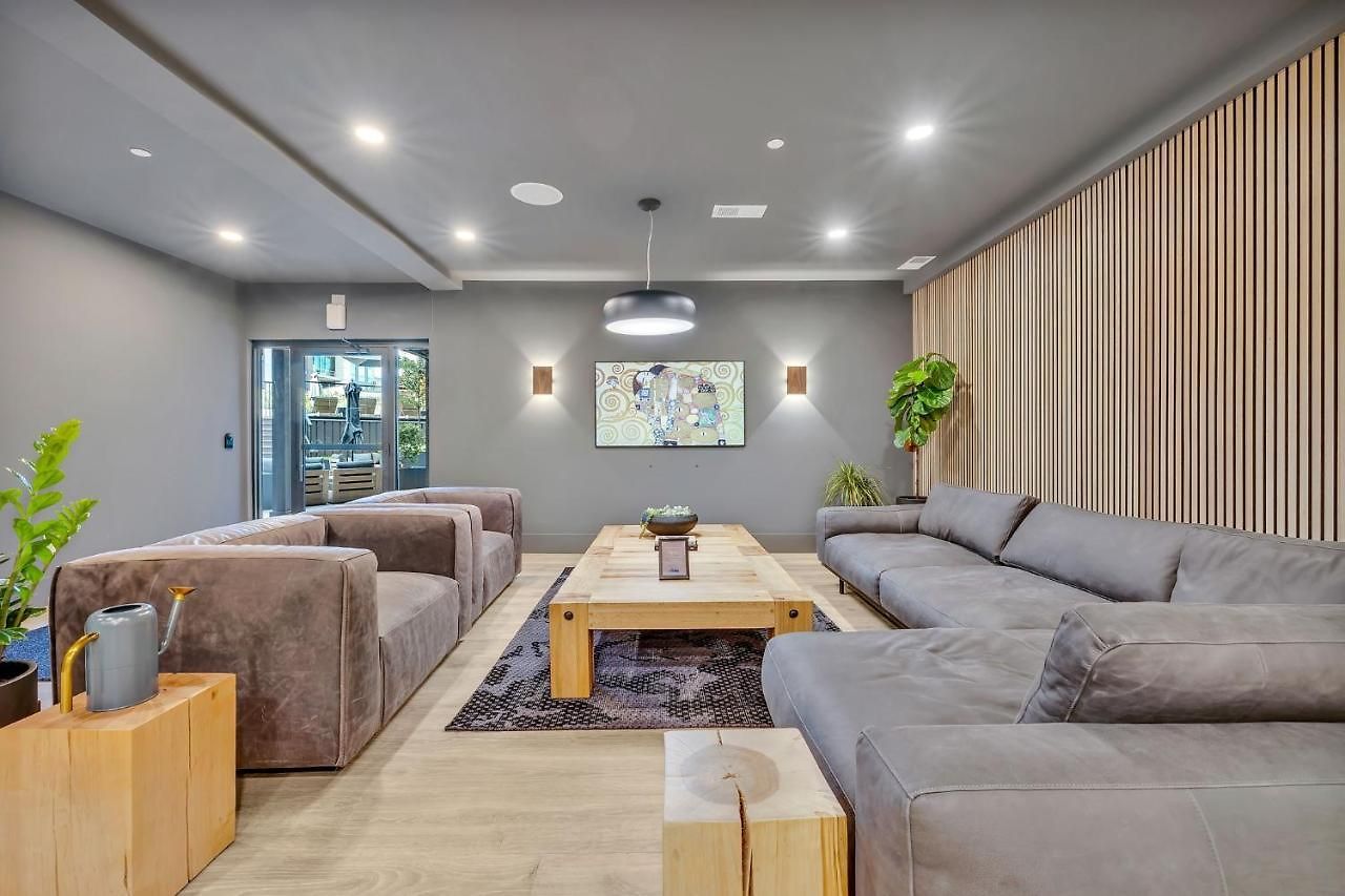 Huge Downtown Corner Unit- Pool-gym-walk 2 Broadway Aparthotel Nashville