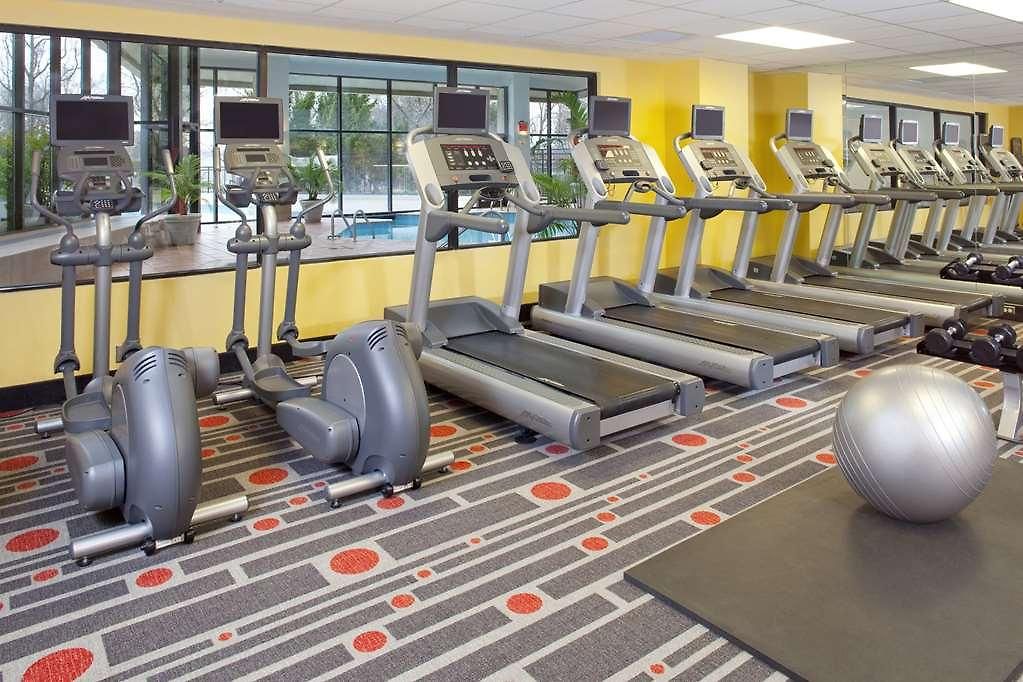 Sonesta Airport Hotel