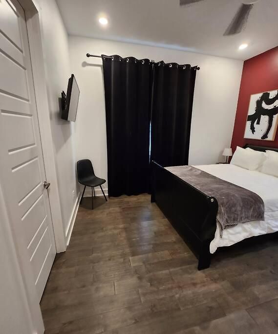 Vibe/3 Miles 2broadway/11 Bds Holiday home *