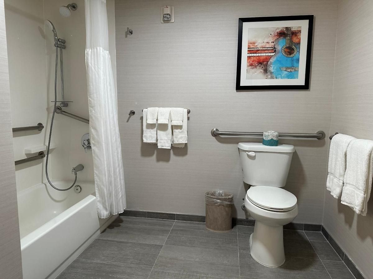 Crowne Plaza Airport By Ihg Hotel Nashville