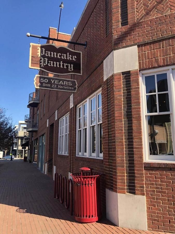 Holiday home 1st Floor & No Steps By Vanderbilt, Belmont & Food *