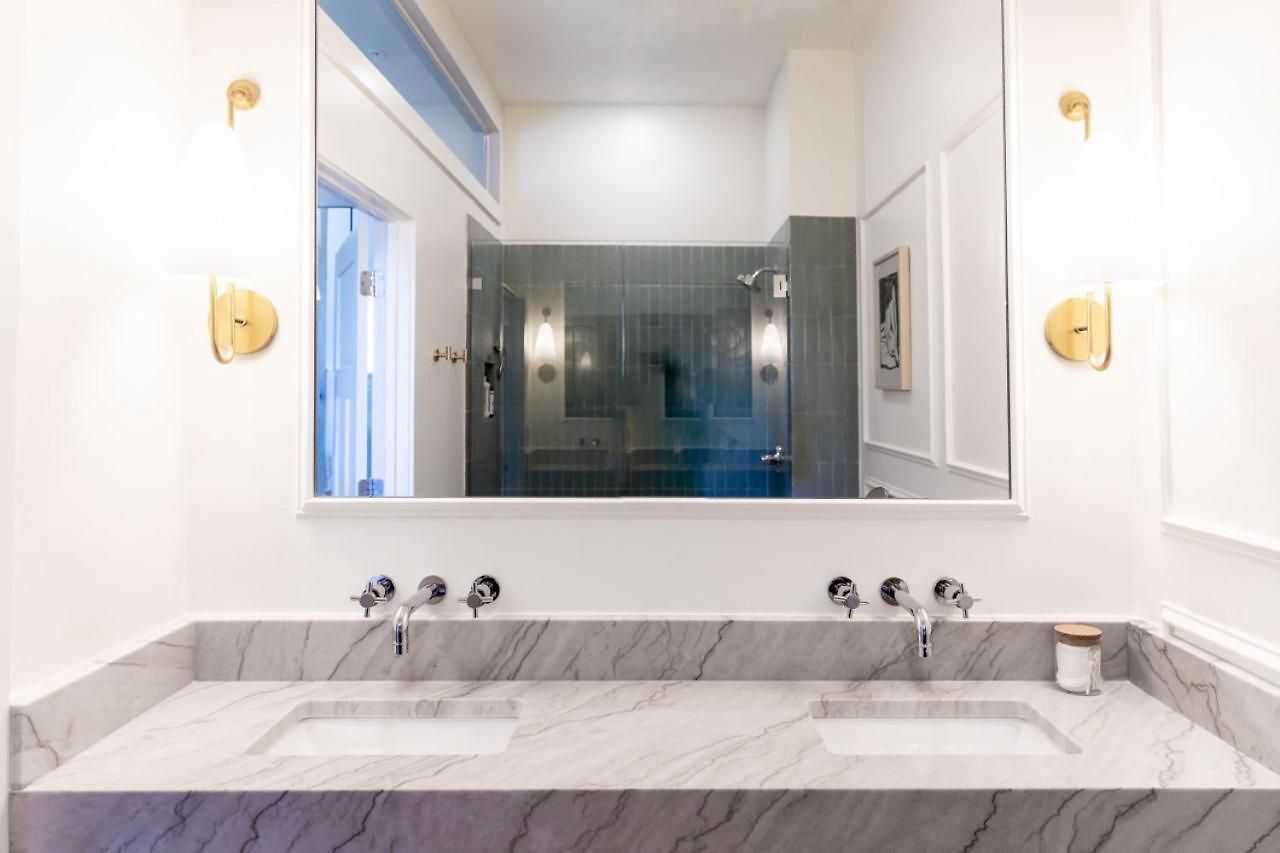 Luxury By Music Row Belmont Vanderbilt Free Parking Holiday home