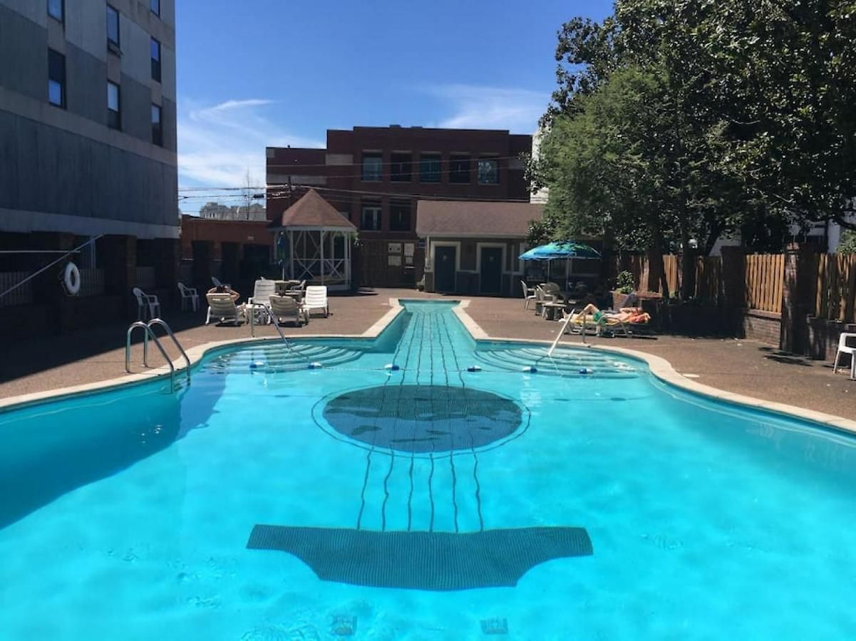 Holiday home Famous Music Row Presidential With Guitar Pool Nashville