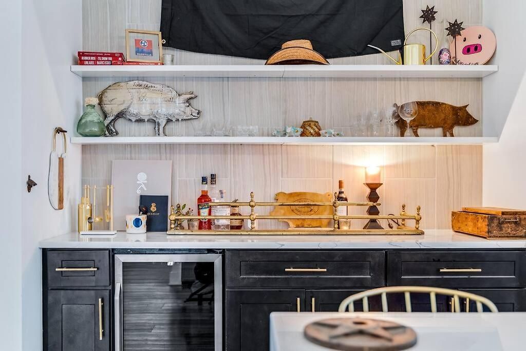 Holiday home Instagrammable W/ Rooftop Deck, 3 Bdrm