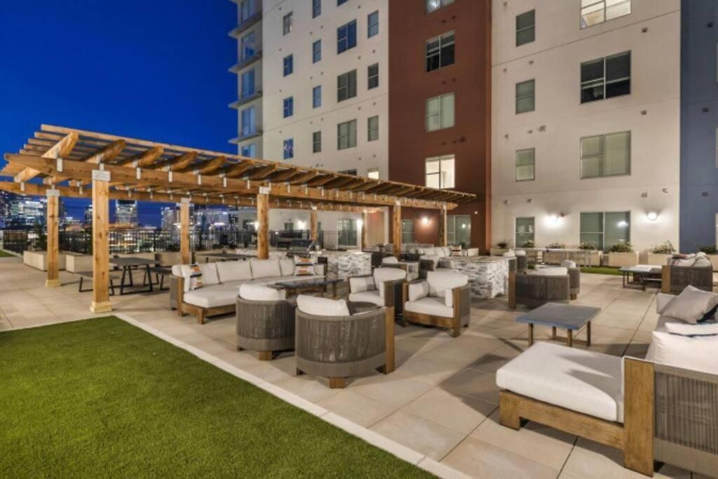 Beverly Hills Penthouse The Gulch Apartment *