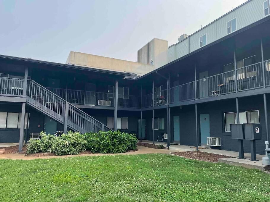 Walk To 12 South, 7 Min To Downtown, Free Parking! Nashville