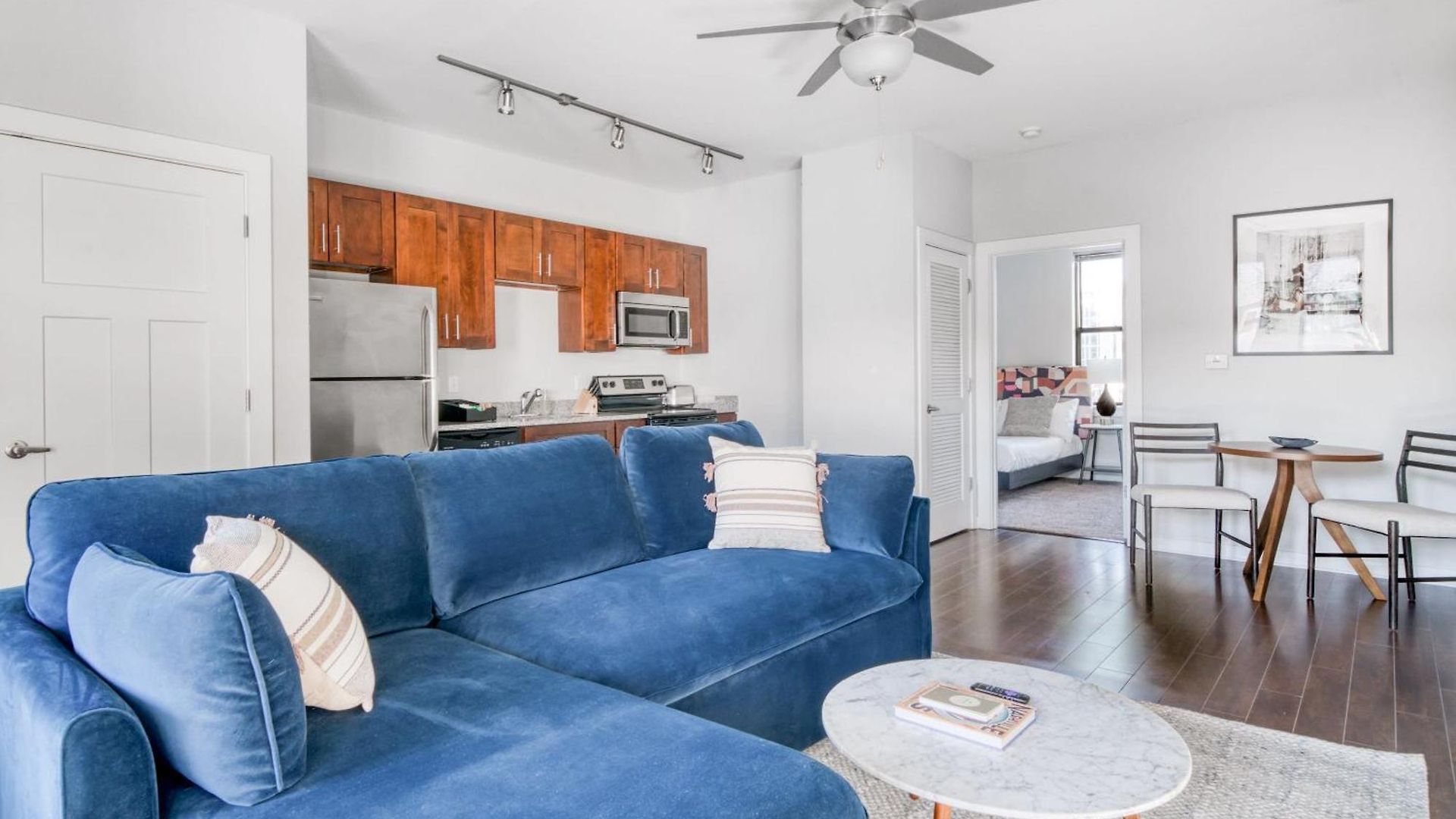 Cozysuites Music Row Bold 1br In Midtown
