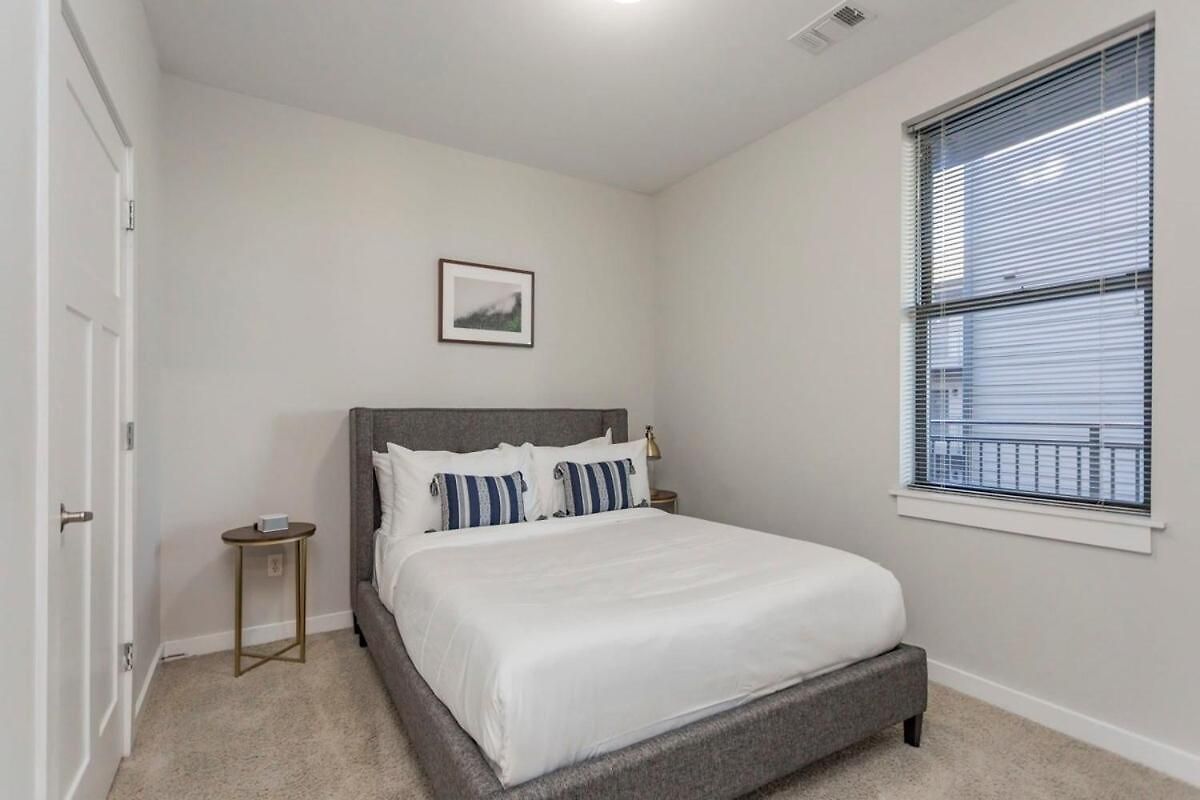 Apartment Cozysuites Two Stylish Music Row *