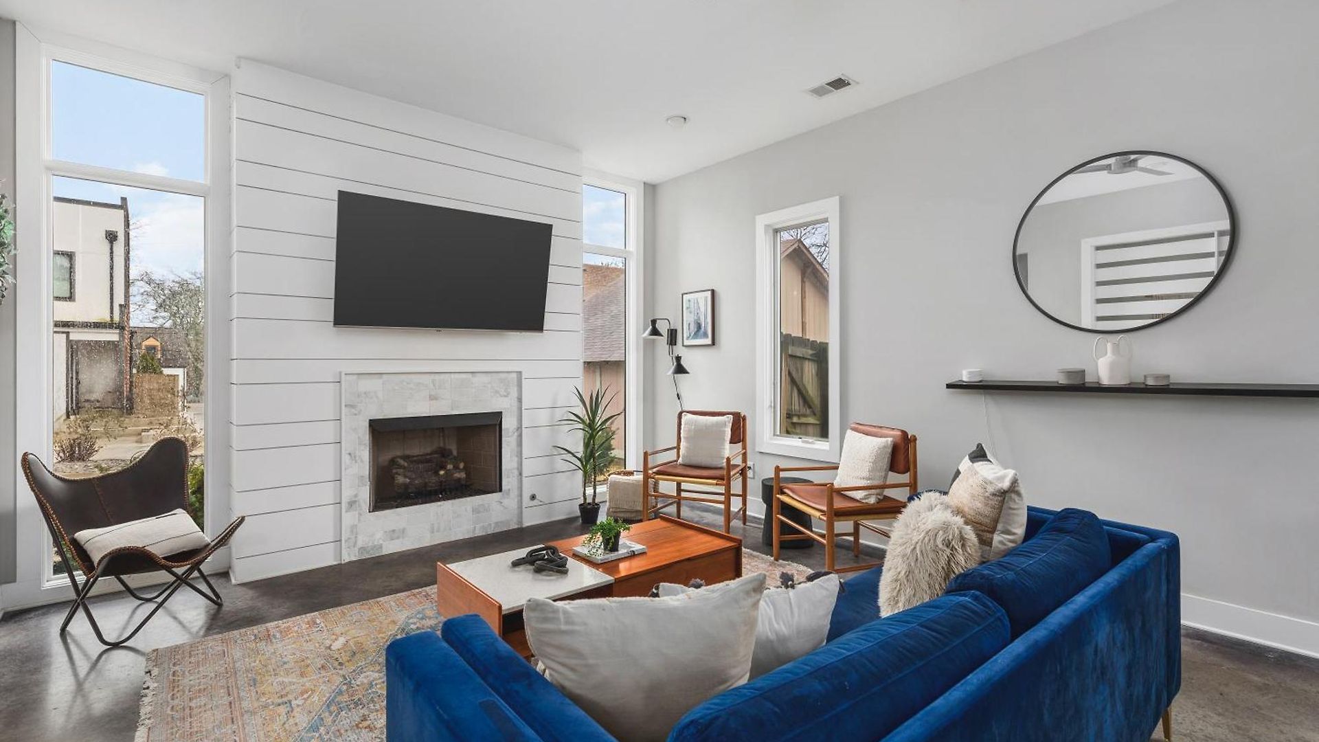 Modern Luxury Rooftop Deck, 3 Mi To Downtown Holiday home