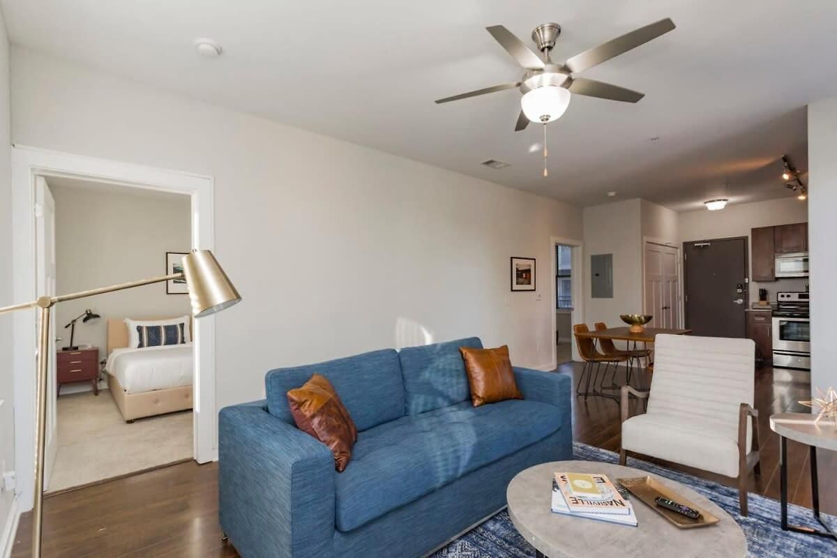 Apartment Cozysuites Music Row Stylish 2br In Nashville! 59