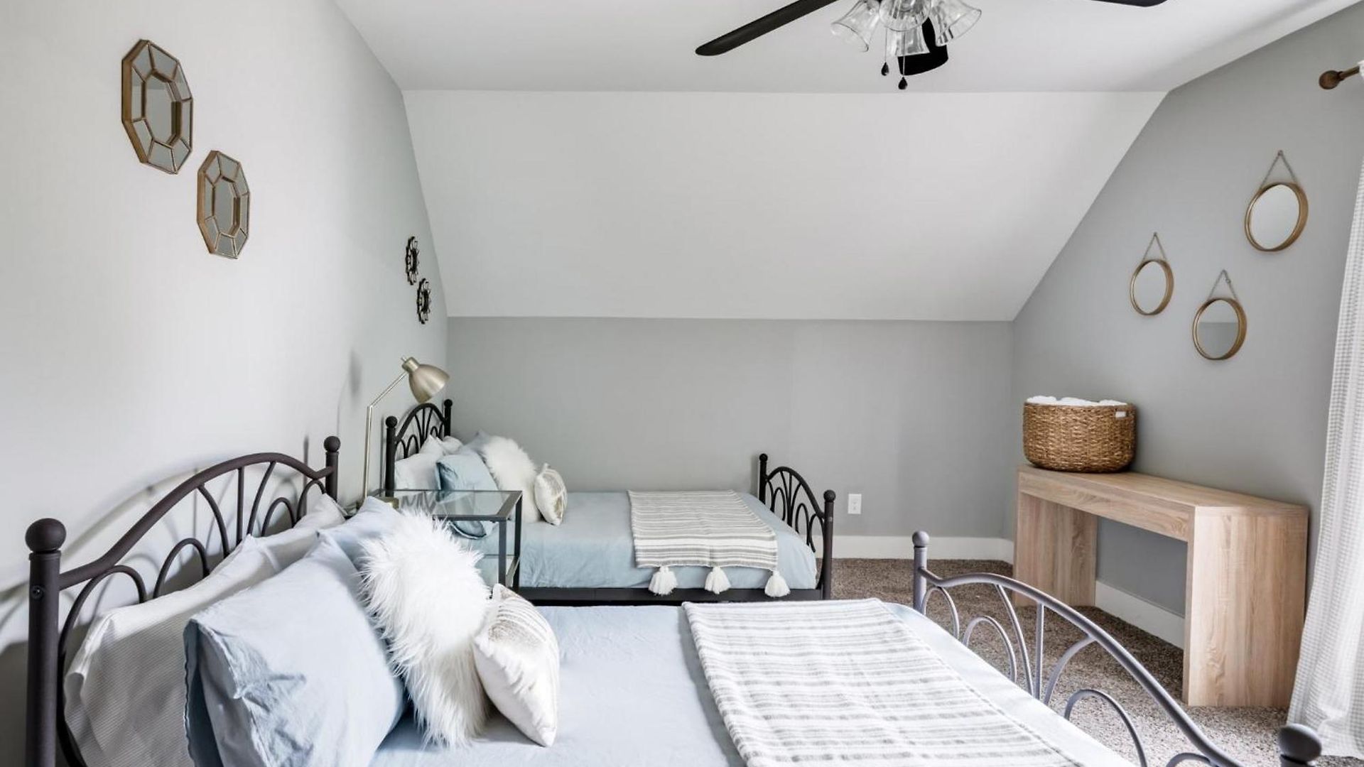 Modern Boho Family House Near Shops In East Holiday home