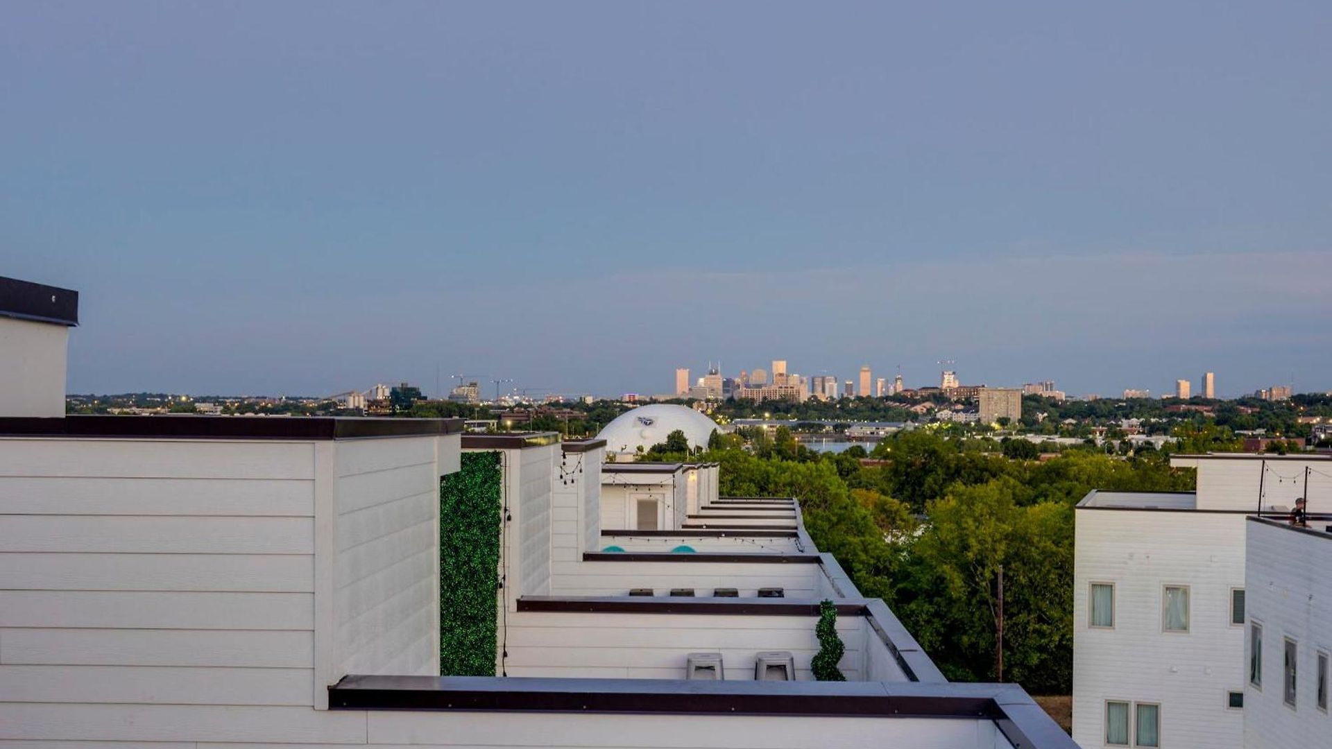 Holiday home Rooftop Skyline Views Dt Nash Sleeps 12 Nashville