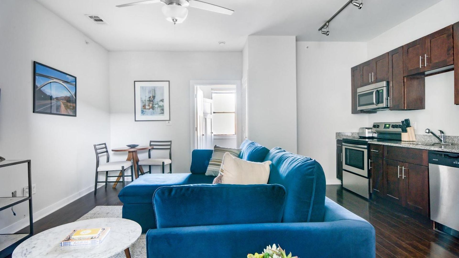 Apartment Cozysuites Music Row Charming 1br Free Parking 34 Nashville